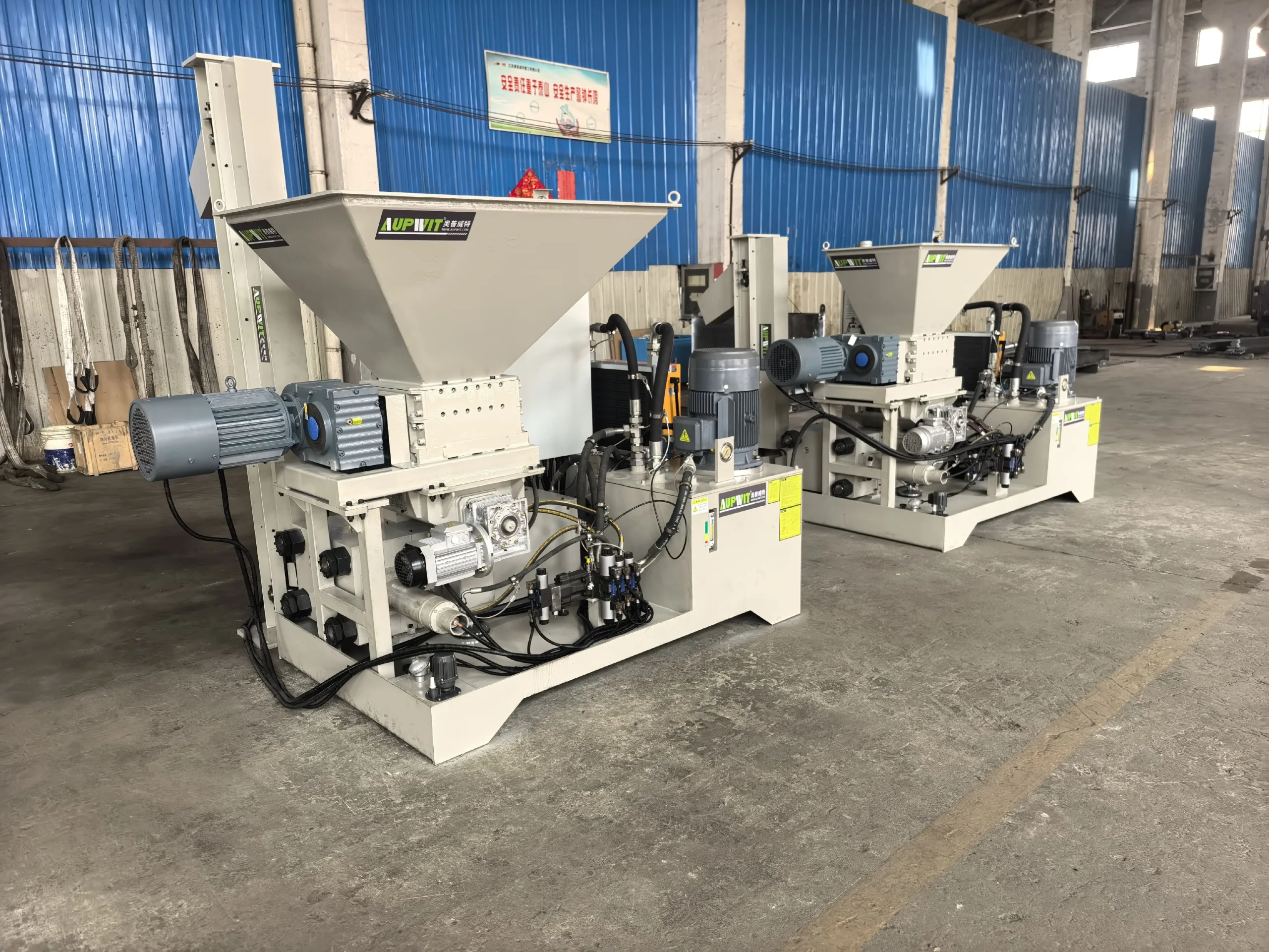 Shredder and Briquetting Machine Shipment to Italy