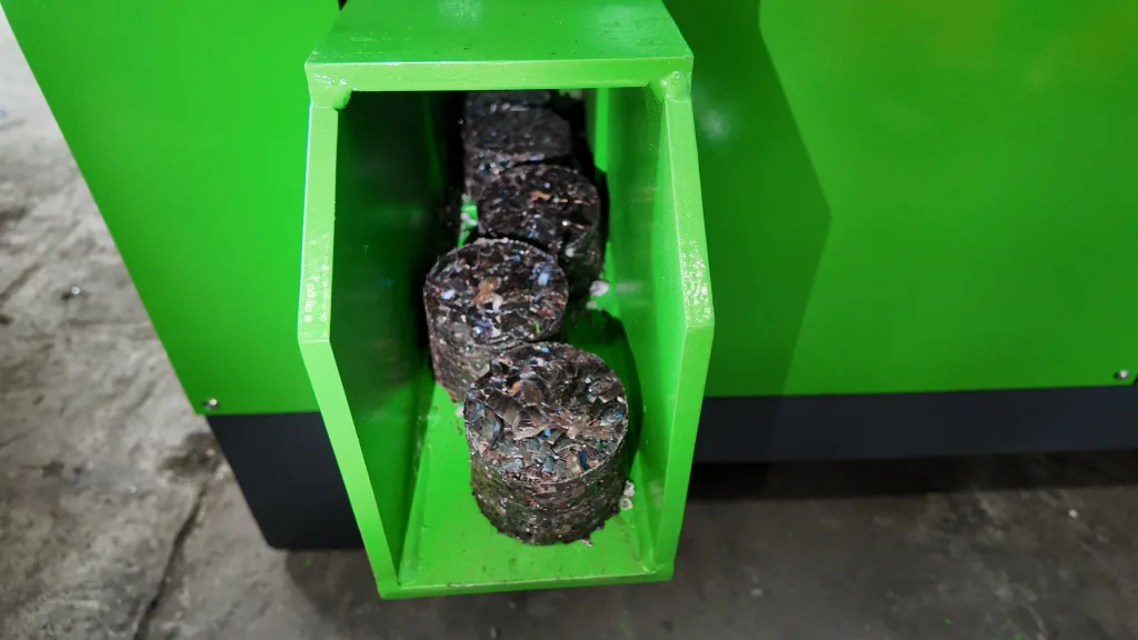 Briquetter Machine